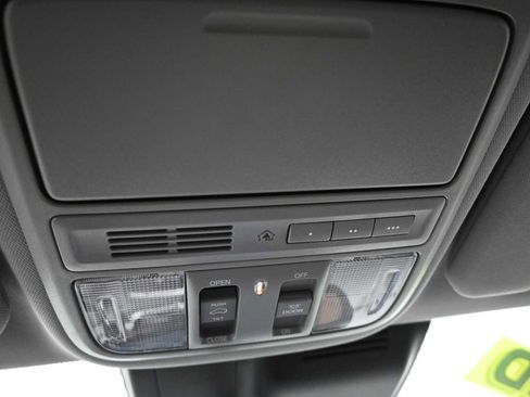 Used 2021 Honda CR-V Touring image 24