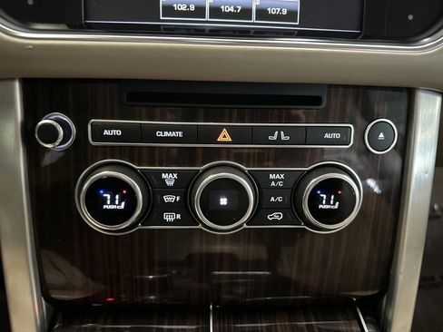 Used 2016 Land Rover Range Rover HSE image 21