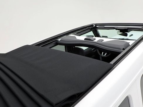 Used 2024 Jeep Wrangler Sahara w/ Technology Group image 11