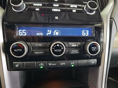 Used 2019 Subaru Ascent Limited AWD/4WD image 26