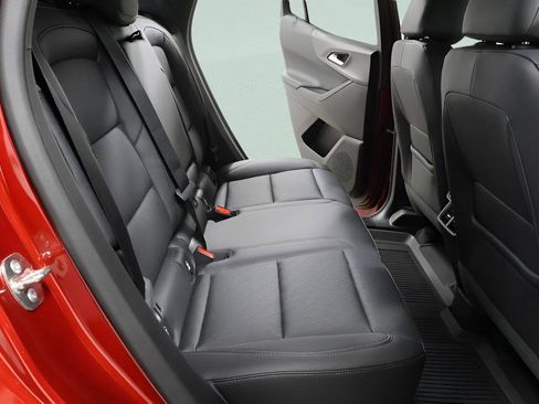 New 2026 Chevrolet Equinox LT FWD image 33