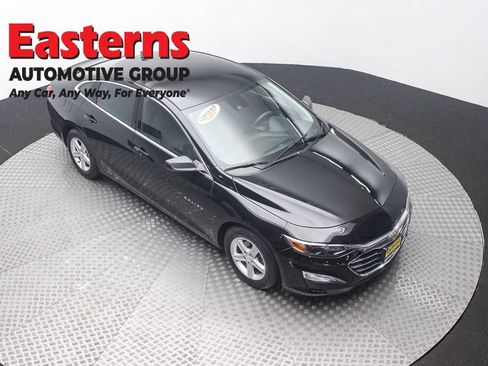 Used 2023 Chevrolet Malibu LS FWD image 3