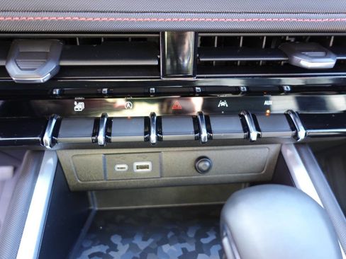 Used 2023 Chevrolet Colorado Z71 w/ LPO, Skid Plate Package image 48