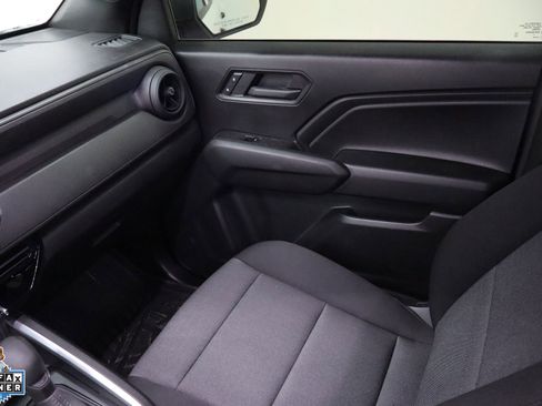 Used 2026 Chevrolet Colorado W/T w/ WT Convenience Package II RWD image 21