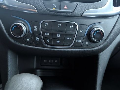 Used 2024 Chevrolet Equinox LT w/ LPO, Cargo Package FWD image 19