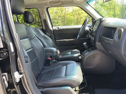 Used 2015 Jeep Patriot High Altitude image 16