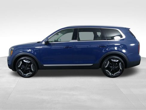 Used 2025 Kia Telluride EX X-Line AWD/4WD image 6