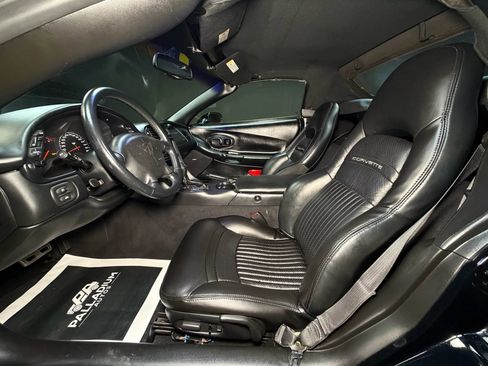 Used 2004 Chevrolet Corvette Convertible w/ Preferred Equipment Group image 37