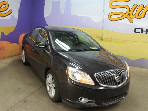 Used 2016 Buick Verano Leather w/ Experience Buick Package FWD image 2