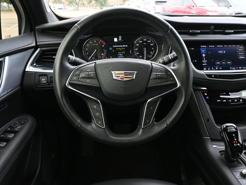 Certified 2024 Cadillac XT5 Premium Luxury image 9