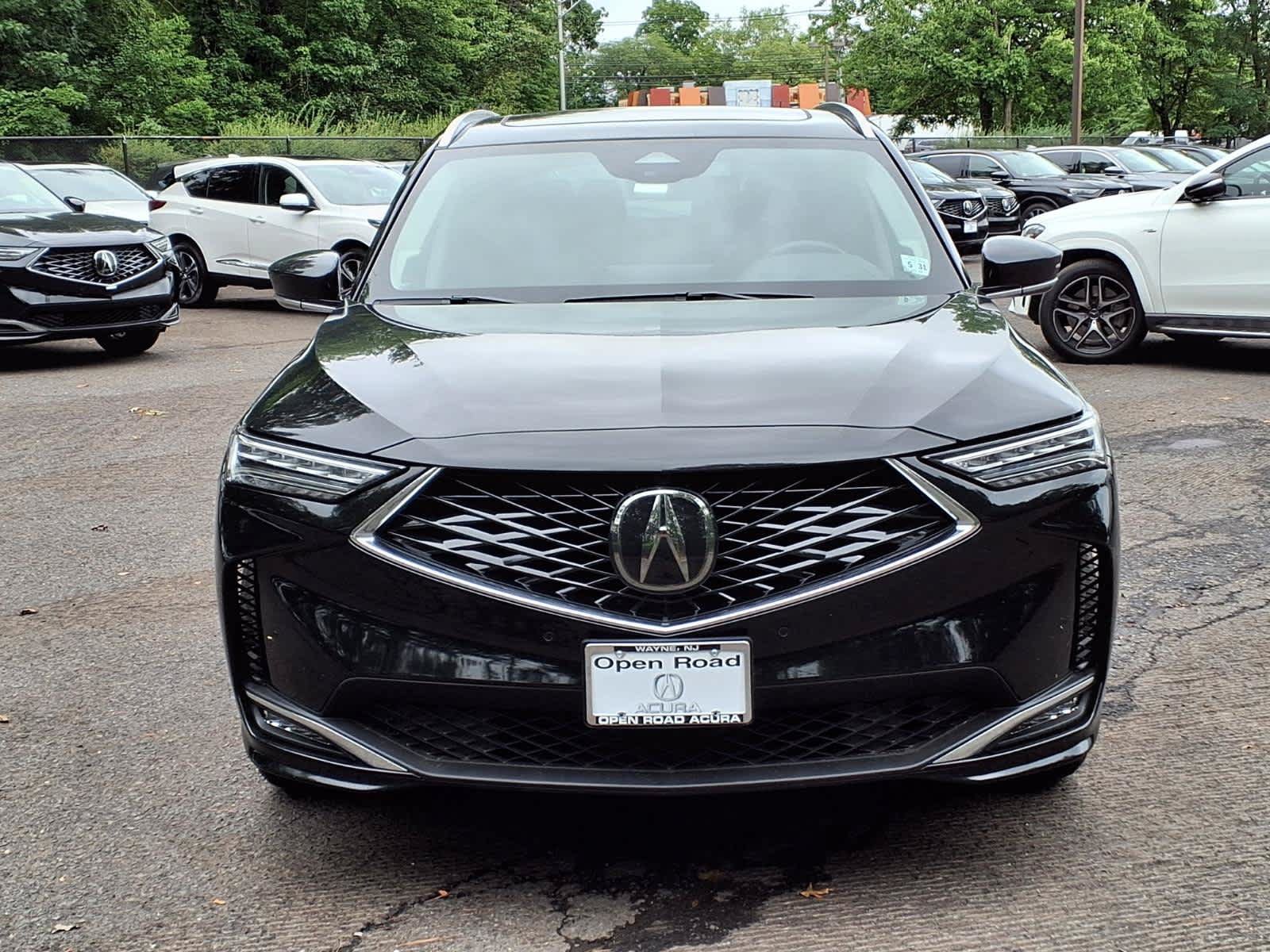 Used 2026 Acura MDX w/ Advance Package AWD/4WD image 2