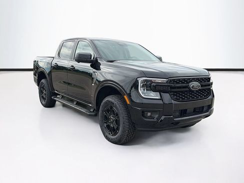 New 2026 Ford Ranger Lariat w/ Black Appearance Package AWD/4WD image 3