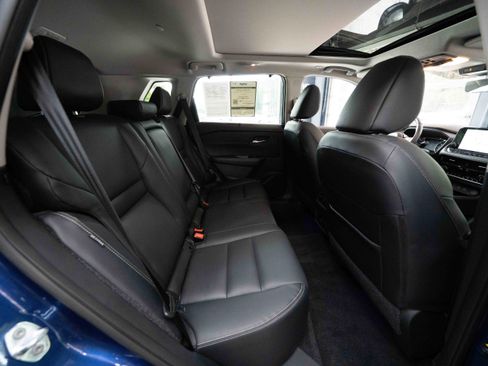 Used 2023 Nissan Rogue SL w/ SL Premium Package AWD/4WD image 25