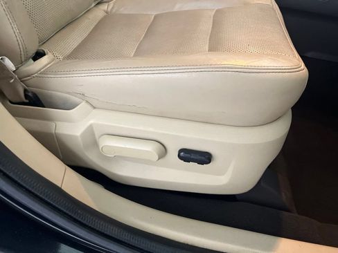 Used 2009 Ford Taurus SEL FWD image 56