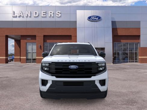 New 2026 Ford Expedition Active RWD image 6