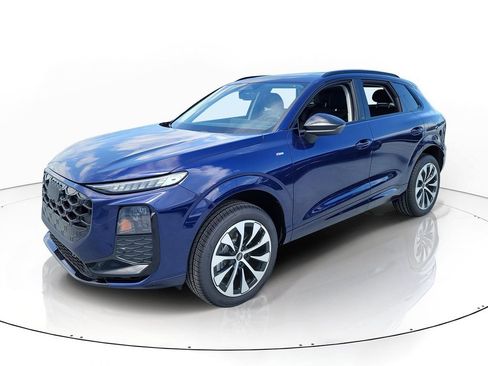 New 2026 Audi Q3 quattro 2.0T AWD/4WD image 2