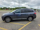 Used 2014 Nissan Pathfinder SL w/ SL Premium Package image 2