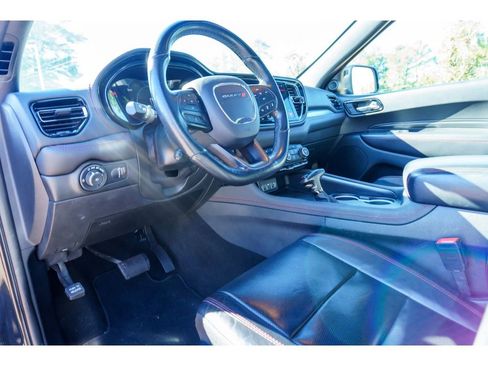 Used 2023 Dodge Durango GT image 24