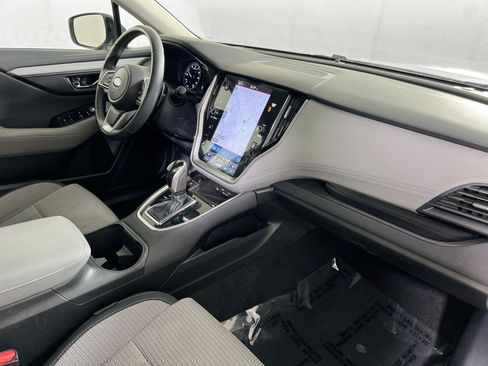 Used 2022 Subaru Outback Premium AWD/4WD image 29