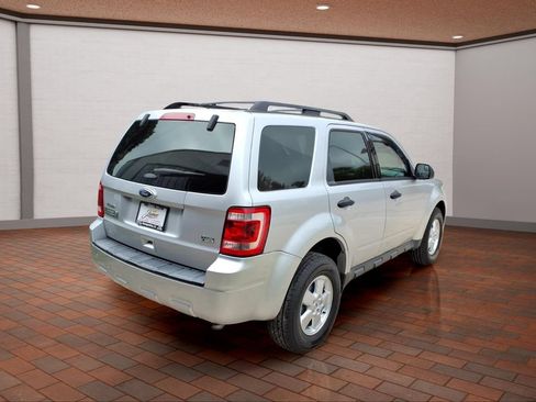 Used 2012 Ford Escape XLT AWD/4WD image 5
