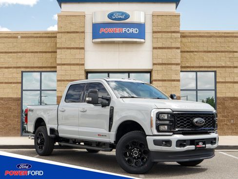 New 2026 Ford F250 Lariat w/ Black Appearance Package AWD/4WD image 1