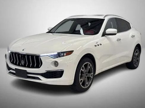 Used 2022 Maserati Levante GT image 1
