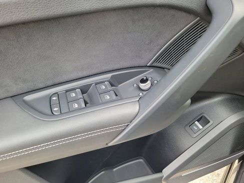 Used 2021 Audi SQ5 Premium Plus w/ Premium Plus Package image 19