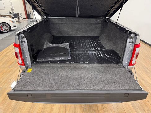 Used 2022 Ford F150 Lariat Limited w/ Equipment Group 502A High image 13