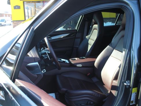 Used 2022 Porsche Panamera 4 AWD/4WD image 15