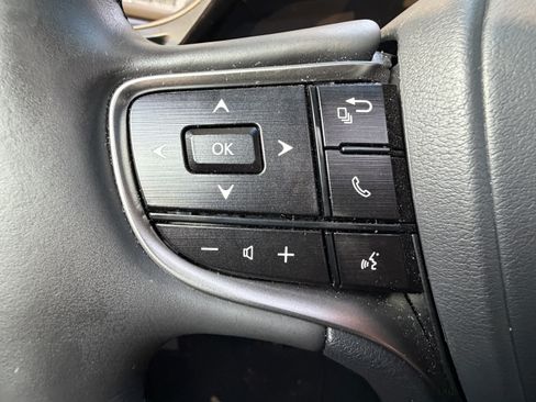 Certified 2023 Lexus ES 250 w/ Premium Package AWD/4WD image 18