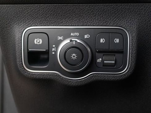 New 2026 Mercedes-Benz GLB 250 4MATIC image 22