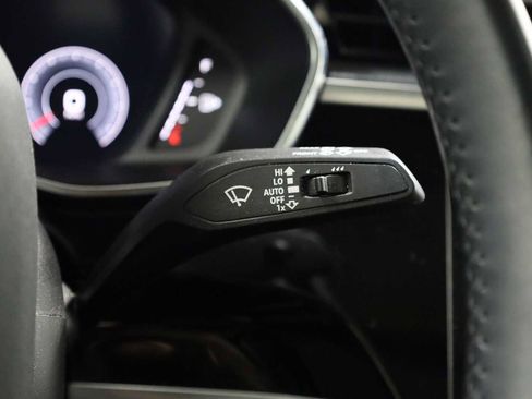 Used 2020 Audi Q3 2.0T Premium Plus w/ Premium Plus Package image 28