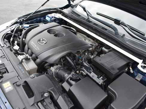 Used 2014 MAZDA MAZDA3 i Grand Touring image 38