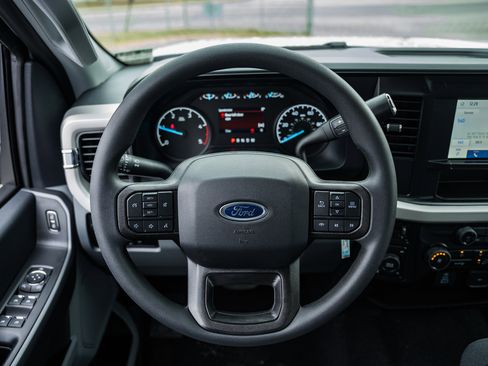 New 2026 Ford F250 XLT w/ FX4 Off-Road Package image 34