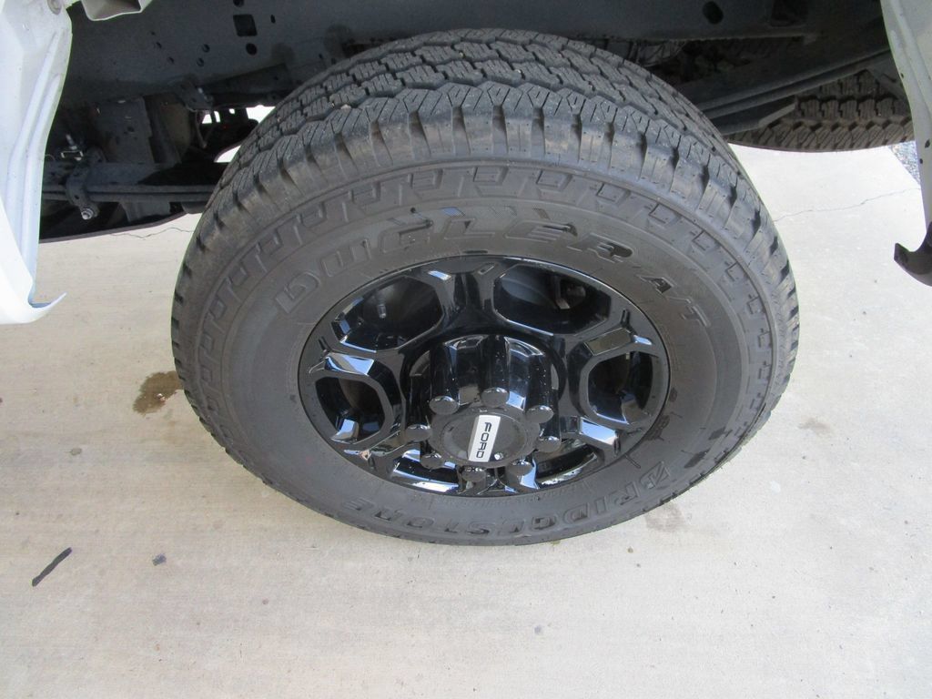 Used 2025 Ford F250 XL w/ STX Appearance Package AWD/4WD image 12