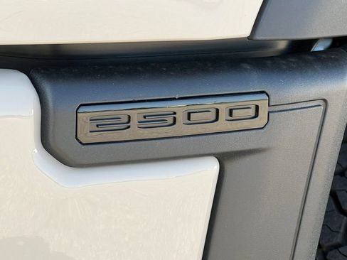 New 2026 GMC Sierra 2500 AT4 w/ AT4 Premium Plus Package AWD/4WD image 51