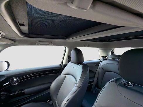 Used 2024 MINI Cooper SE image 25