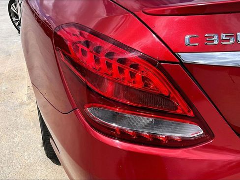 Used 2016 Mercedes-Benz C 350e Sedan image 34