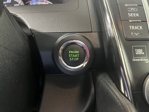 Used 2012 Toyota Camry SE image 25