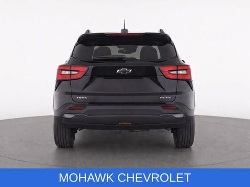 Used 2025 Chevrolet Trax ACTIV w/ Driver Confidence Package FWD image 8