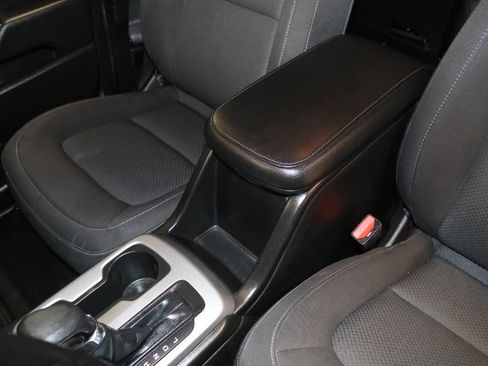 Used 2022 Chevrolet Colorado LT w/ Fleet Safety Package image 62