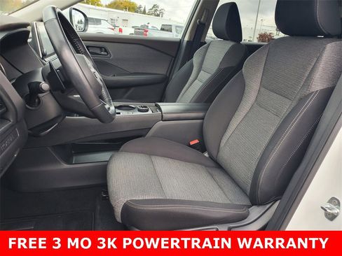 Used 2022 Nissan Rogue S image 6