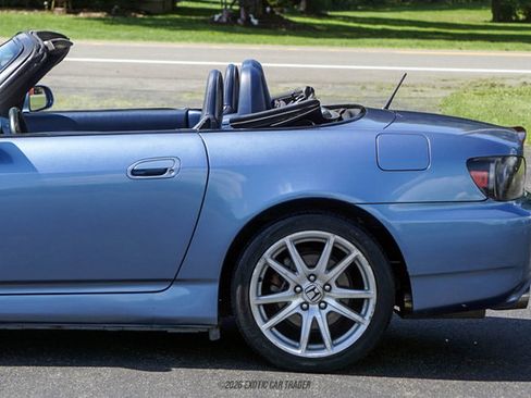 Used 2004 Honda S2000 image 5