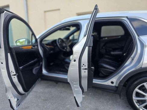 Used 2019 Lincoln MKC Reserve w/ MKC Technology Package image 28