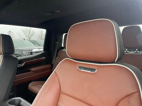 Used 2026 GMC Sierra 1500 Denali Ultimate image 22