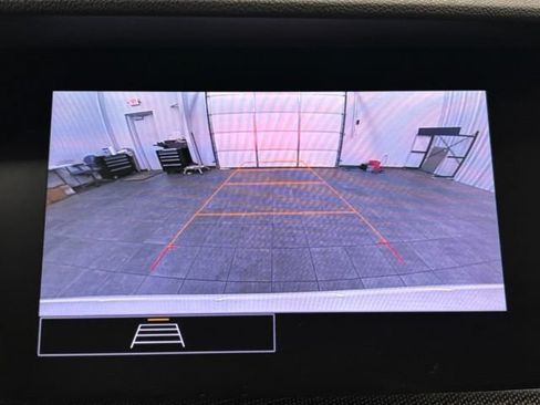 Used 2023 Buick Envision Preferred FWD image 28