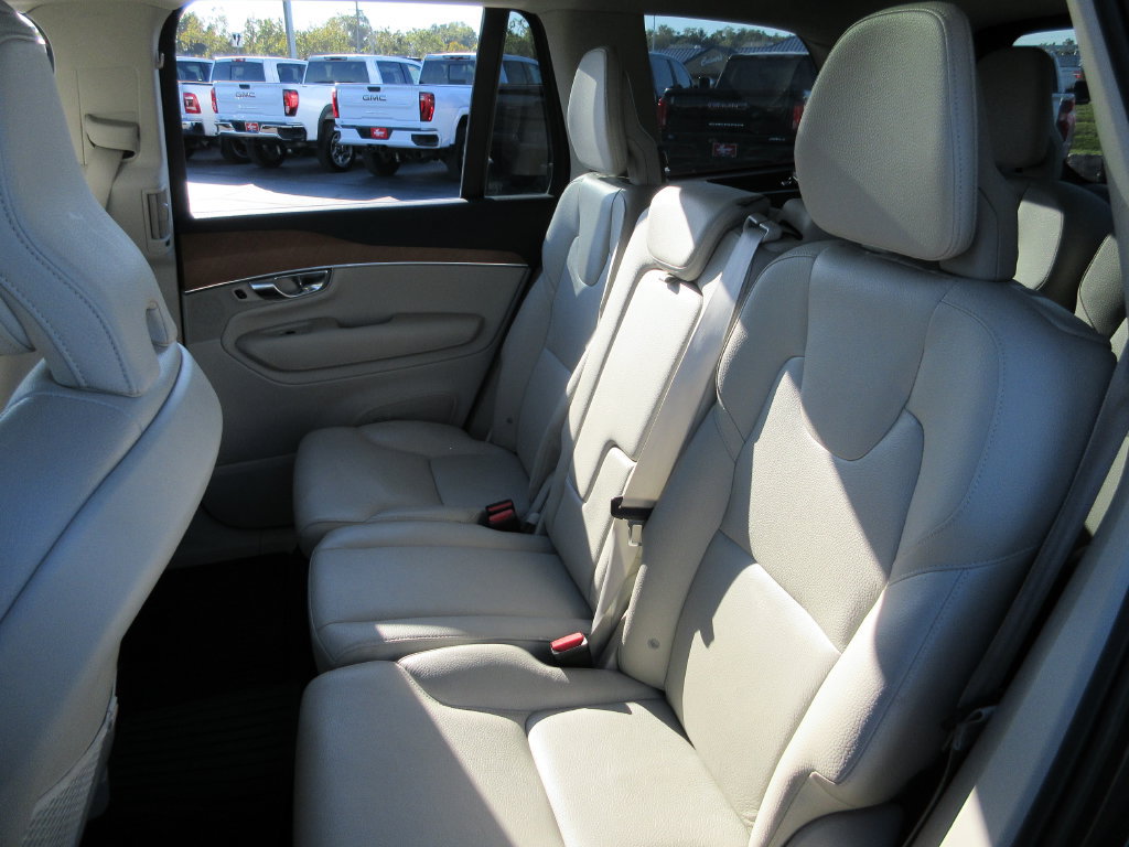 Used 2022 Volvo XC90 T6 Momentum w/ Advanced Package AWD/4WD image 21