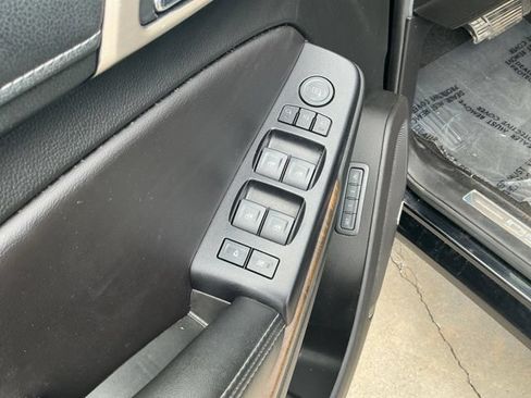 Used 2018 GMC Yukon XL Denali w/ Denali Ultimate Package AWD/4WD image 27