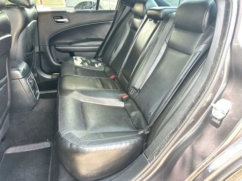Used 2020 Dodge Charger SXT w/ Leather Interior Group RWD image 23