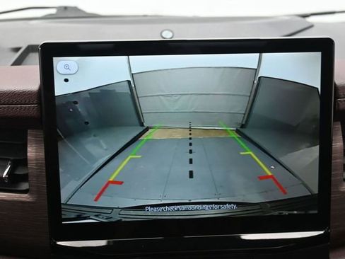 Used 2023 Ford Expedition Max Limited image 20